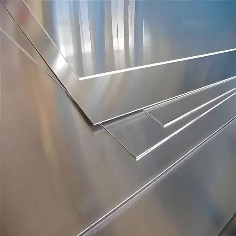 Lightweight & High Strength: Utilizing high-grade aluminum alloys to achieve significant weight reduction while maintaining exceptional structural integrity, minimizing installation loads and safety risks for large-scale outdoor facade signage.